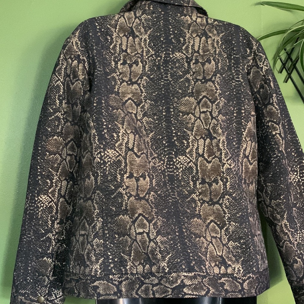 🔵 Chico’s jacket - Picture 6 of 9